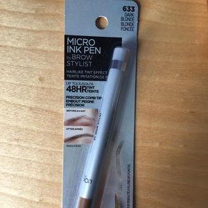 L'Oréal
Micro Ink Brow Pen Dark Blonde